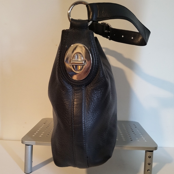 COACH BLACK LEATHER shoulder bag. Excellent condition. - Picture 11 of 11